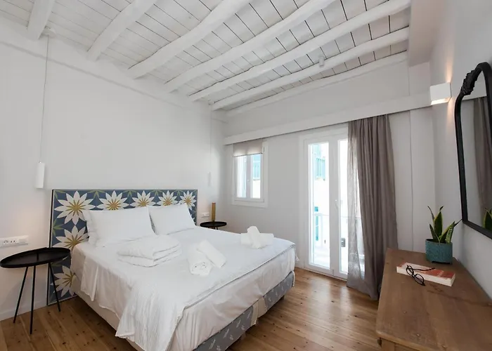 The Mykonos Bougainvillea Townhouse