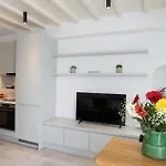 The Mykonos Bougainvillea Townhouse *