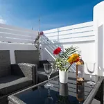 The Mykonos Bougainvillea Townhouse Mykonos Town