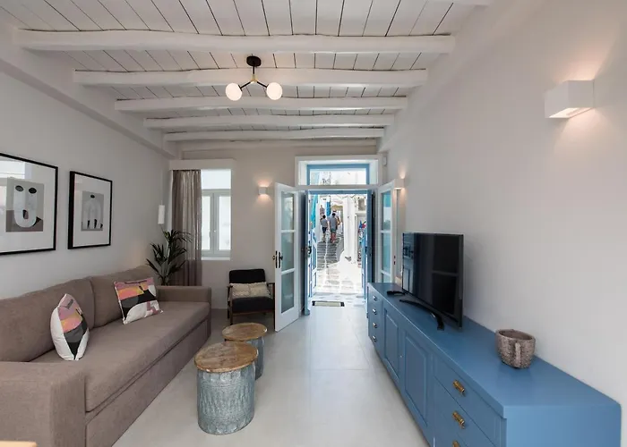 The Mykonos Bougainvillea Townhouse *